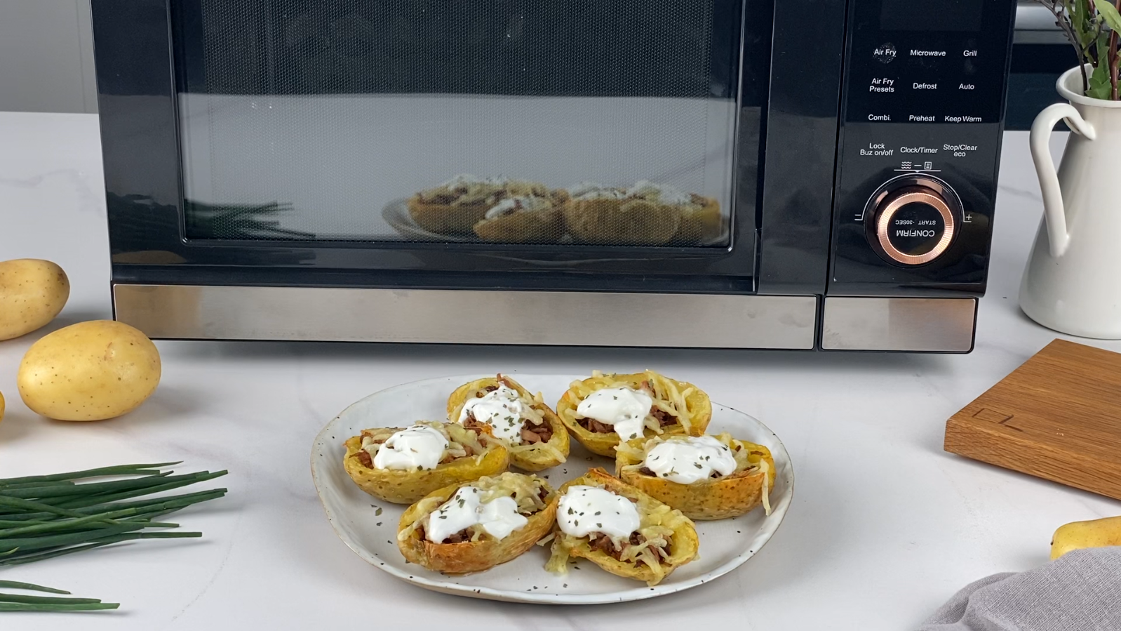 Loaded Pulled Pork Stuffed Potatoes
