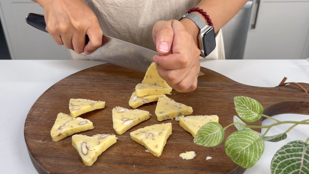 Almond Shortbread Cookies