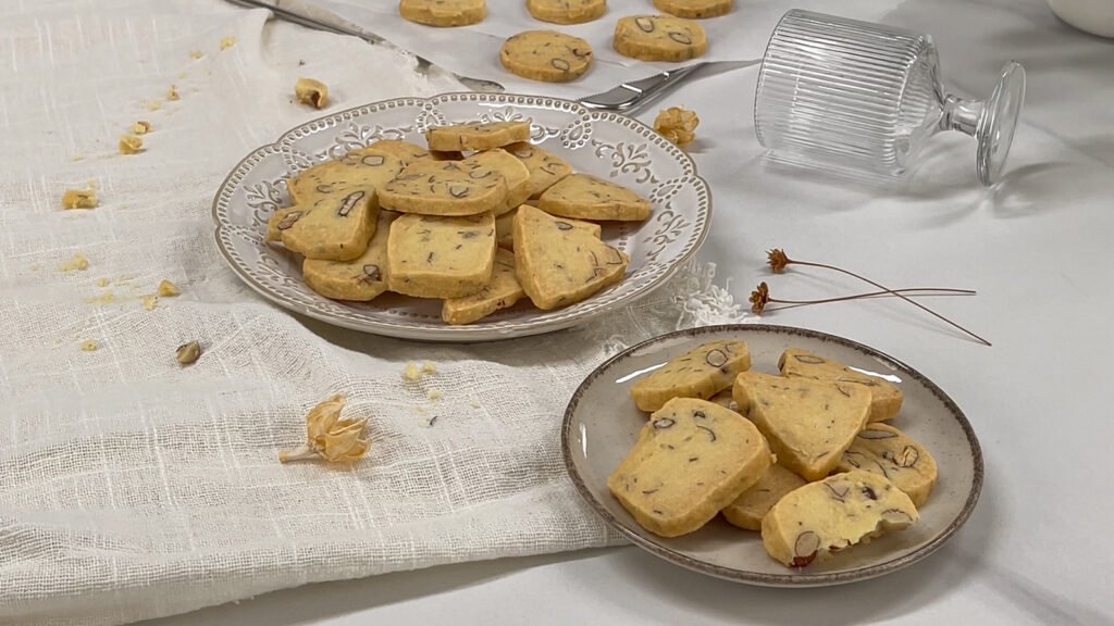 Almond Shortbread Cookies